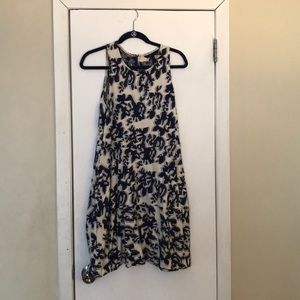 BCBG dress in blue and white floral size M
